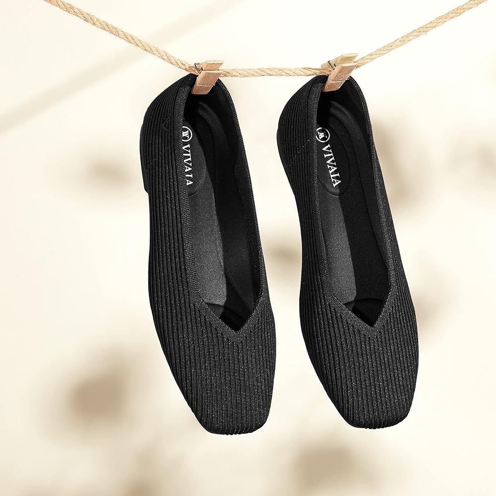 Vivaia square toe V cut Margot flats black 7.5 (38.5)